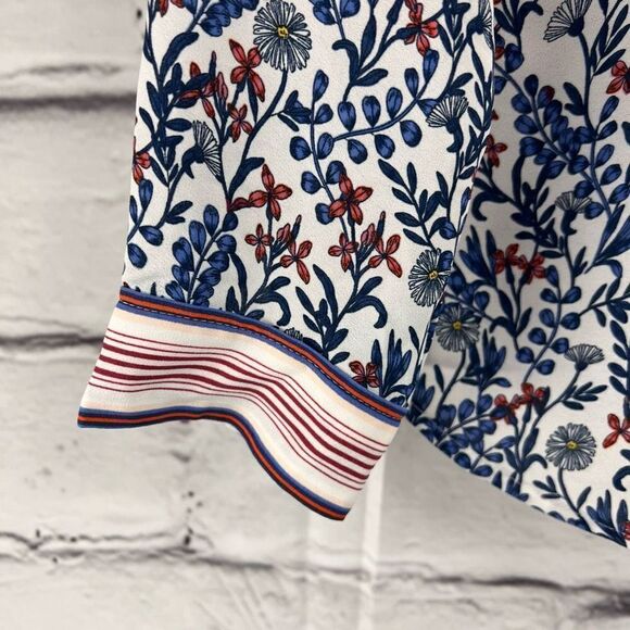 Loft floral field utility button down shirt - Picture 5 of 8